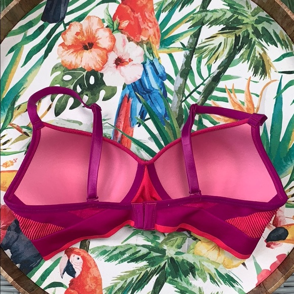 VS PINK Bra - Picture 2 of 6